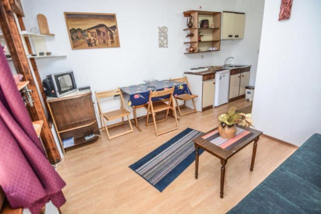 Backyard Apartment أوهغيد المظهر الخارجي الصورة